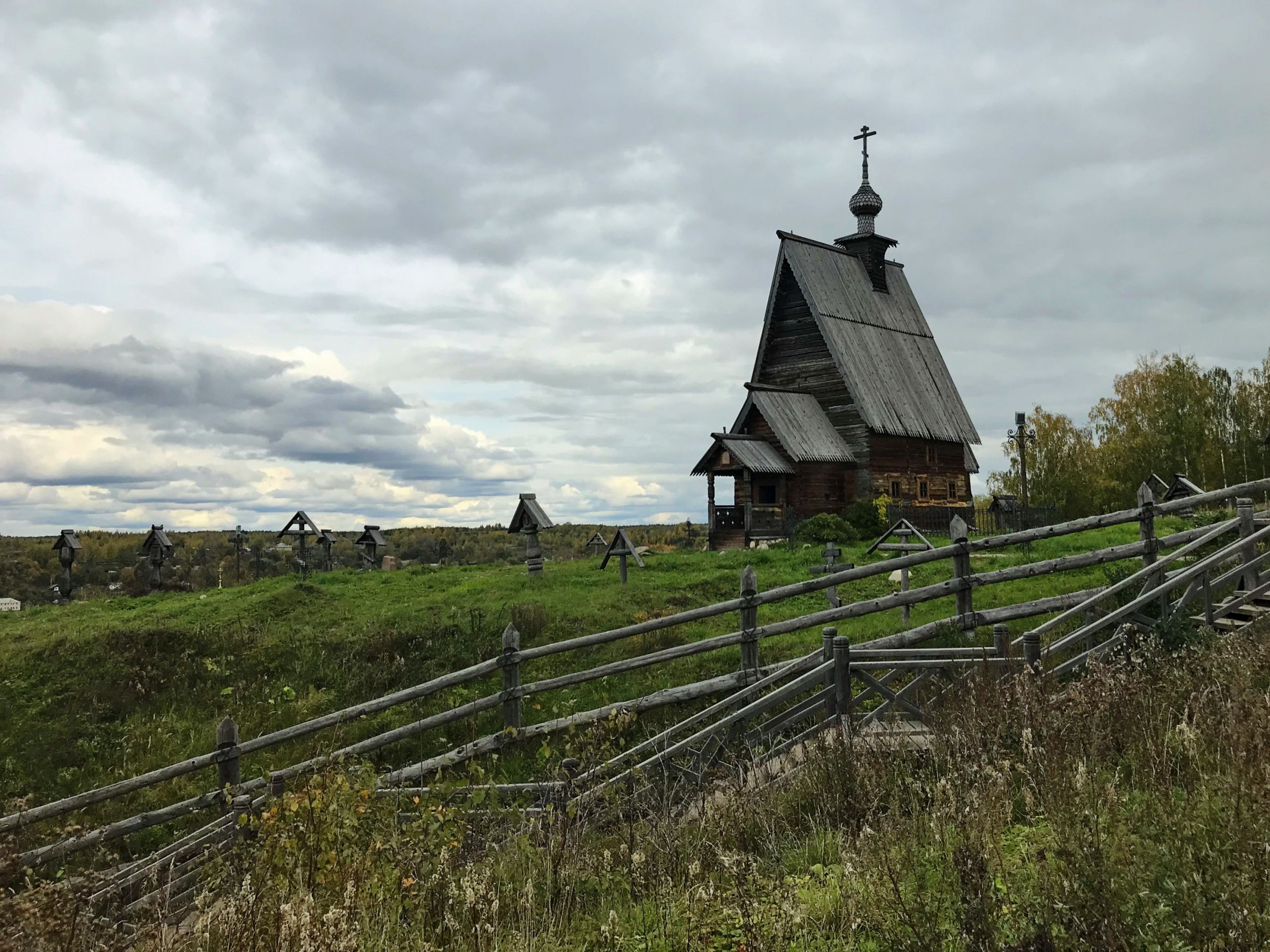 Погост при храме.