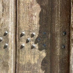 Porte dans le quartier du grand Béguinage en Belgique